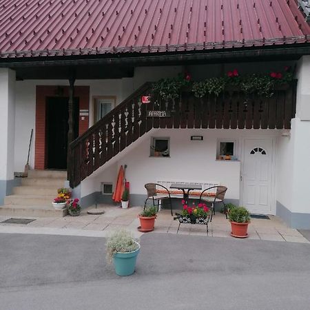 דירות Koprivnik v Bohinju Apartmaji Korosec Na Koprivniku מראה חיצוני תמונה
