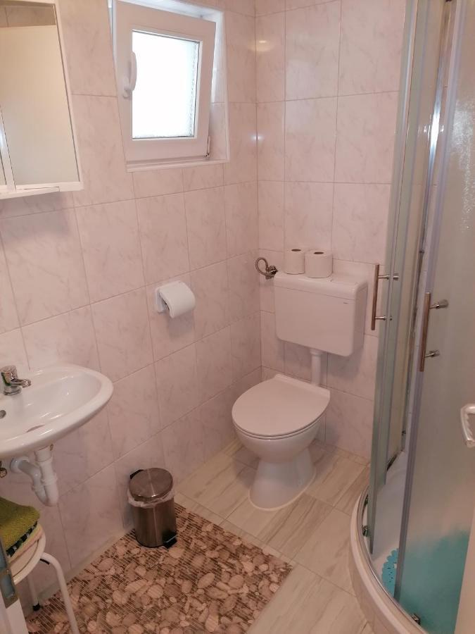 דירות Koprivnik v Bohinju Apartmaji Korosec Na Koprivniku מראה חיצוני תמונה